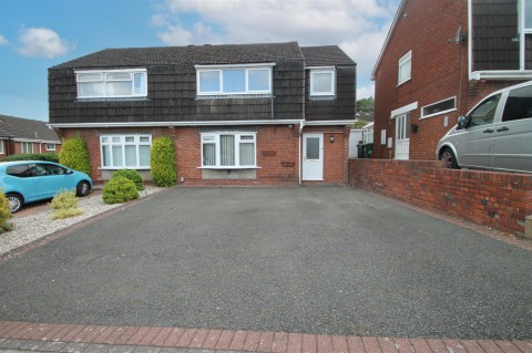 Mousehall Farm Road, Brierley Hill