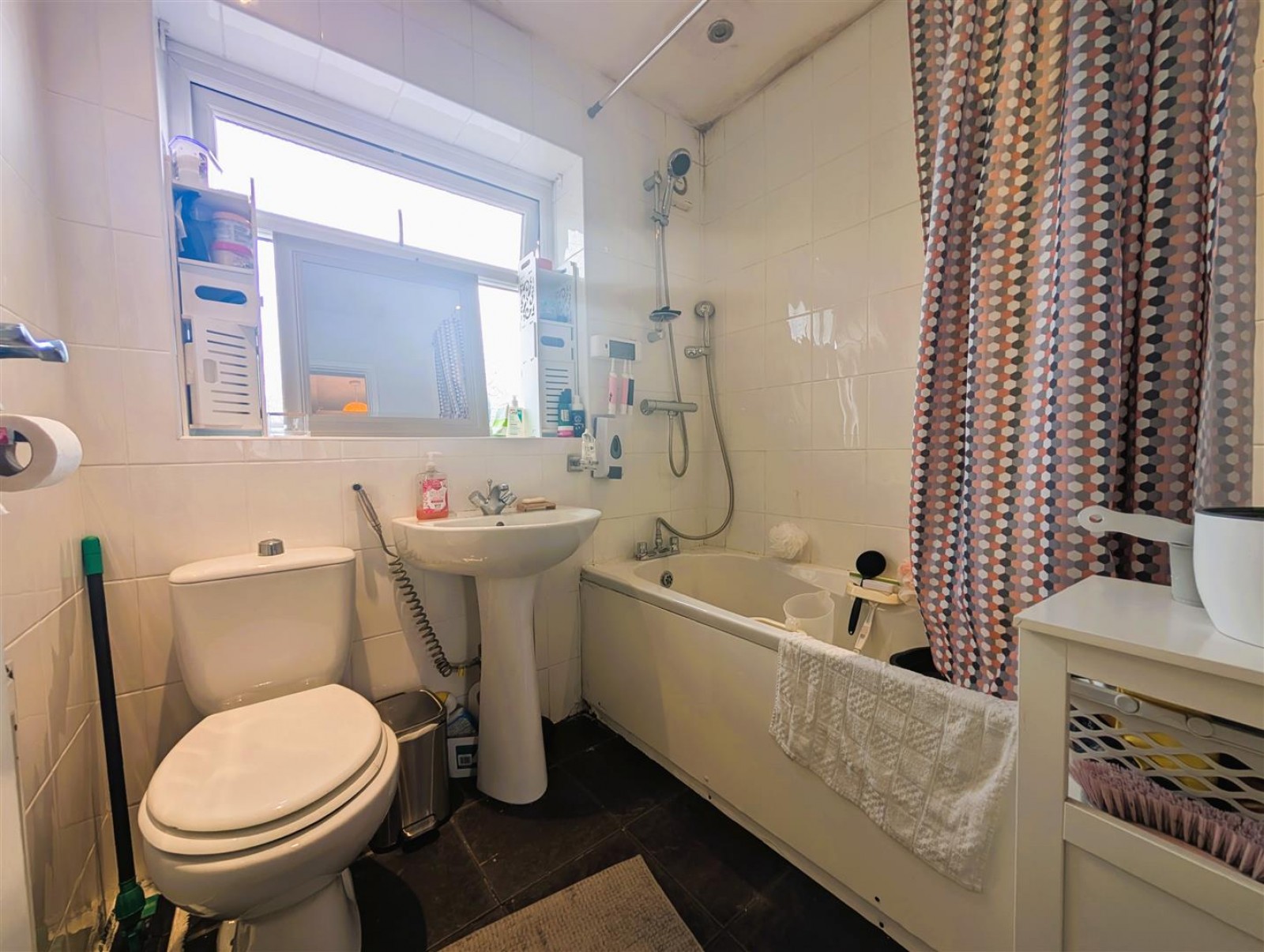 Images for Middlefield Avenue, Halesowen