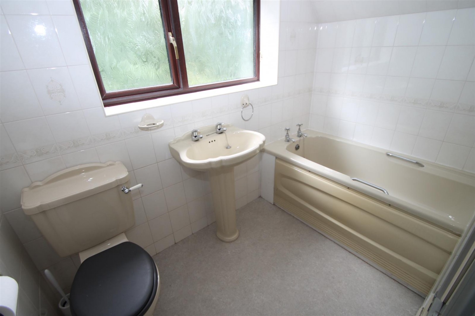 Images for Sandhurst Avenue, Stourbridge