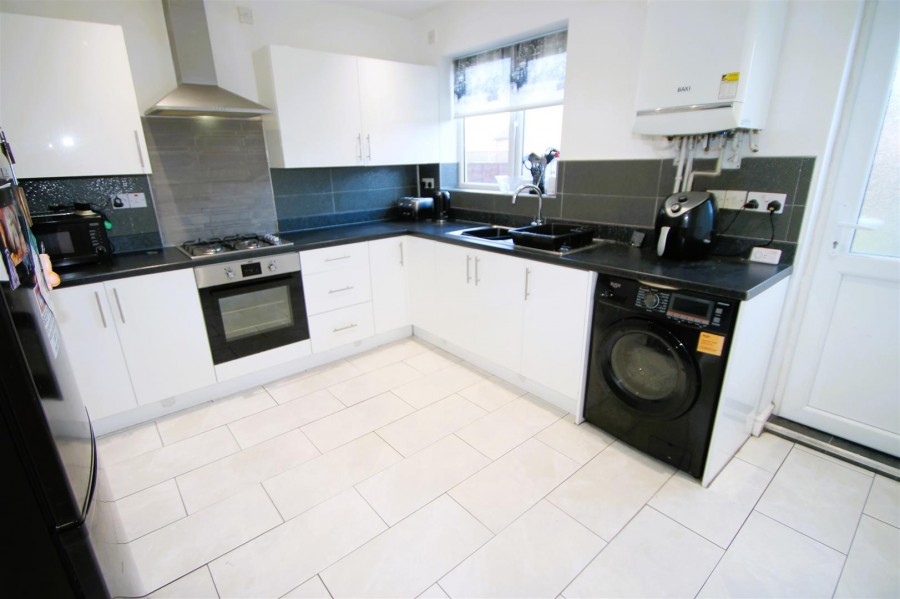 Images for Cornwall Avenue, Oldbury