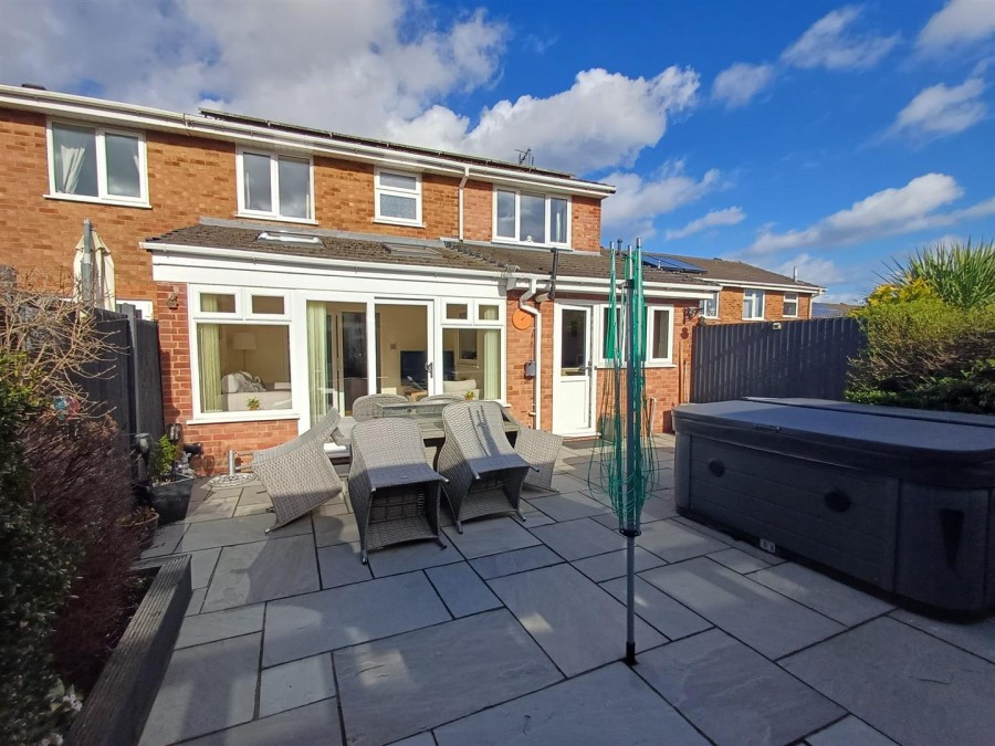 Images for Midhill Drive, Rowley Regis
