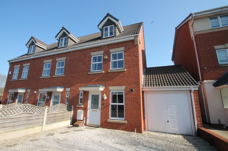 Images for Dorothy Adams Close, Cradley Heath