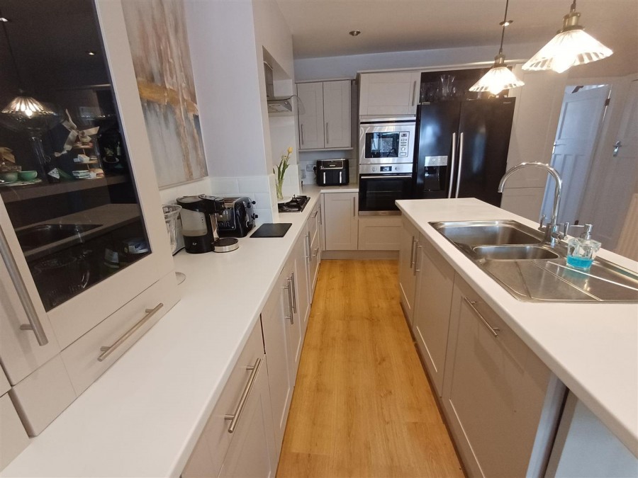 Images for Newfield Crescent, Halesowen