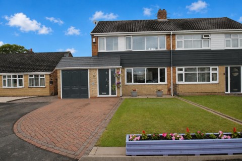 Lynbrook Close, Dudley